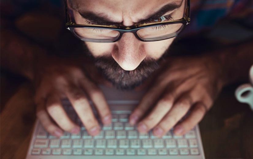 Google will pay hackers to discover bugs in apps